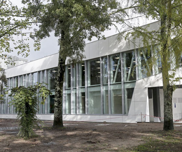 Reforma, mejora y ampliación del centro deportivo municipal de Campolongo | Pontevedra