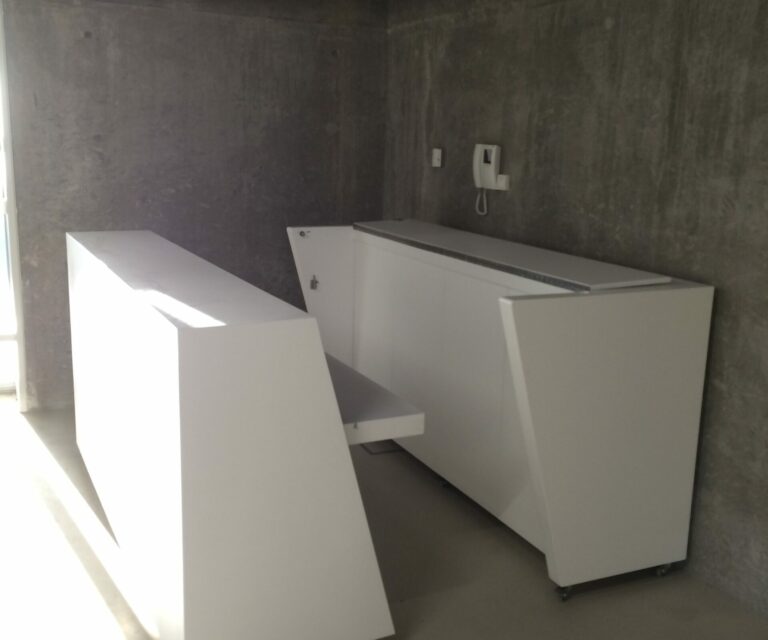 Dotación de Mobiliario de Espacio Conserjería, de Edificio CINTEX (antiguo MTI)_Universidade de Vigo