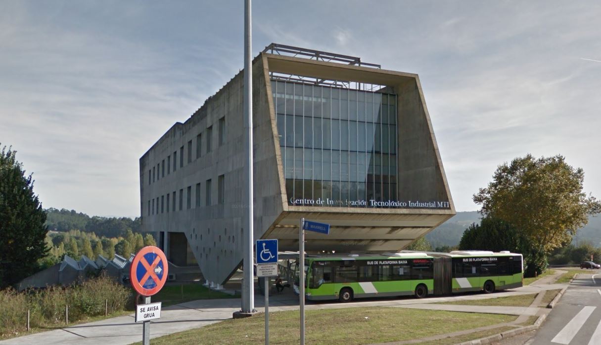 Dotación de Mobiliario de Espacio Conserjería, de Edificio CINTEX (antiguo MTI)_Universidade de Vigo